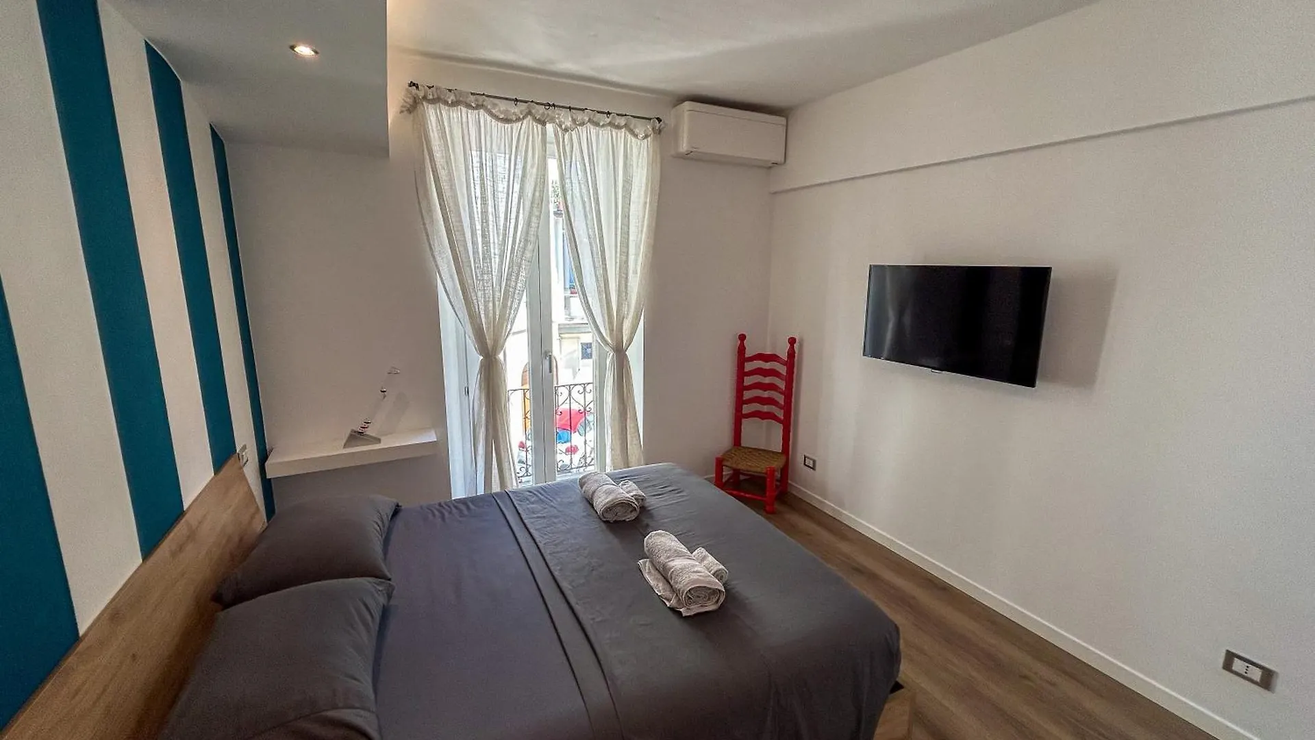 Suite & Charme In Un Palazzo Storico Di Bergamo Italy