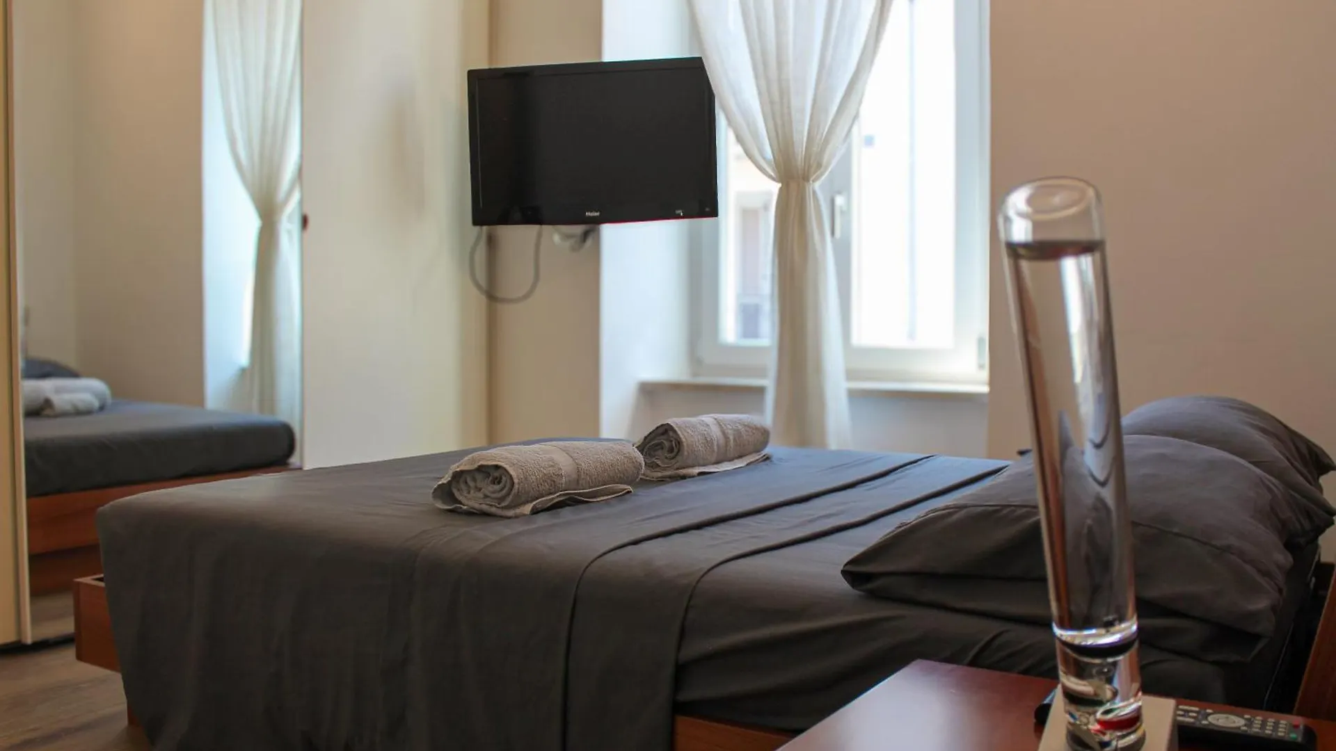 Suite & Charme In Un Palazzo Storico Di Bergamo 0*,